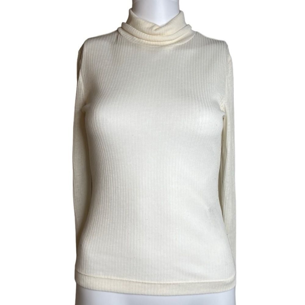 H&M Long Sleeve Light Weight Turtle Neck Off White Size XS